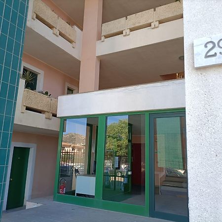 Appartamento Via Riccardo Lombardi 29 オルビア エクステリア 写真